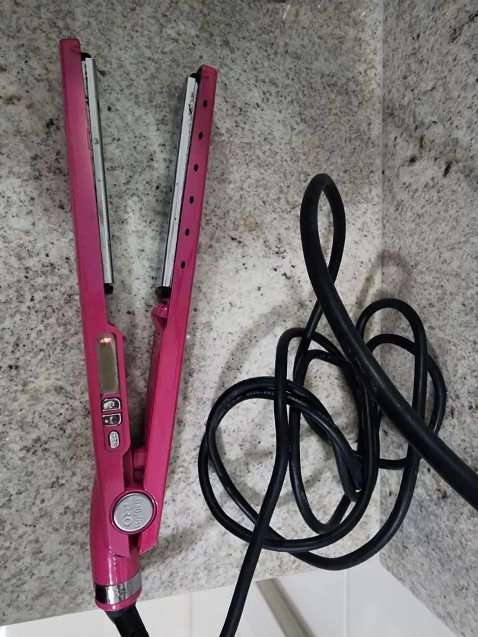 Prancha de cabelo Babyliss Pro Nano Titanium 450°F usada 3x em excelente estado  - Foto 2