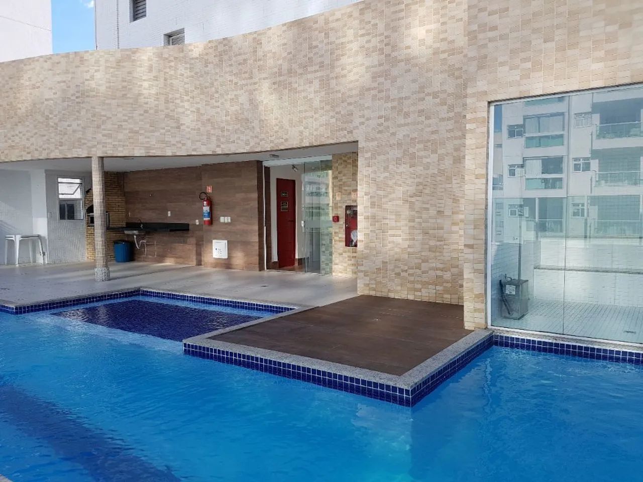 Apartamento para aluguel com 70 metros quadrados e 2 quartos em Praia da Costa - Vila Velh