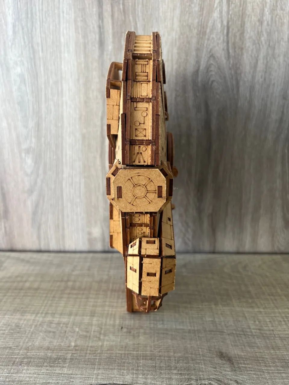 Nave Millennium Falcon em Mdf Star Wars - Campinas sp  - Foto 5