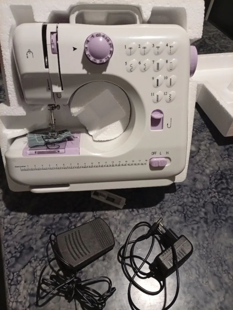 Máquina de costura portátil  - Foto 4