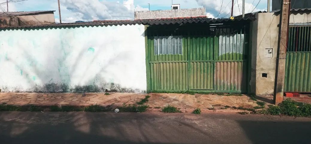 Casa com 3 quartos no lote de 250 metros no porto rico.
