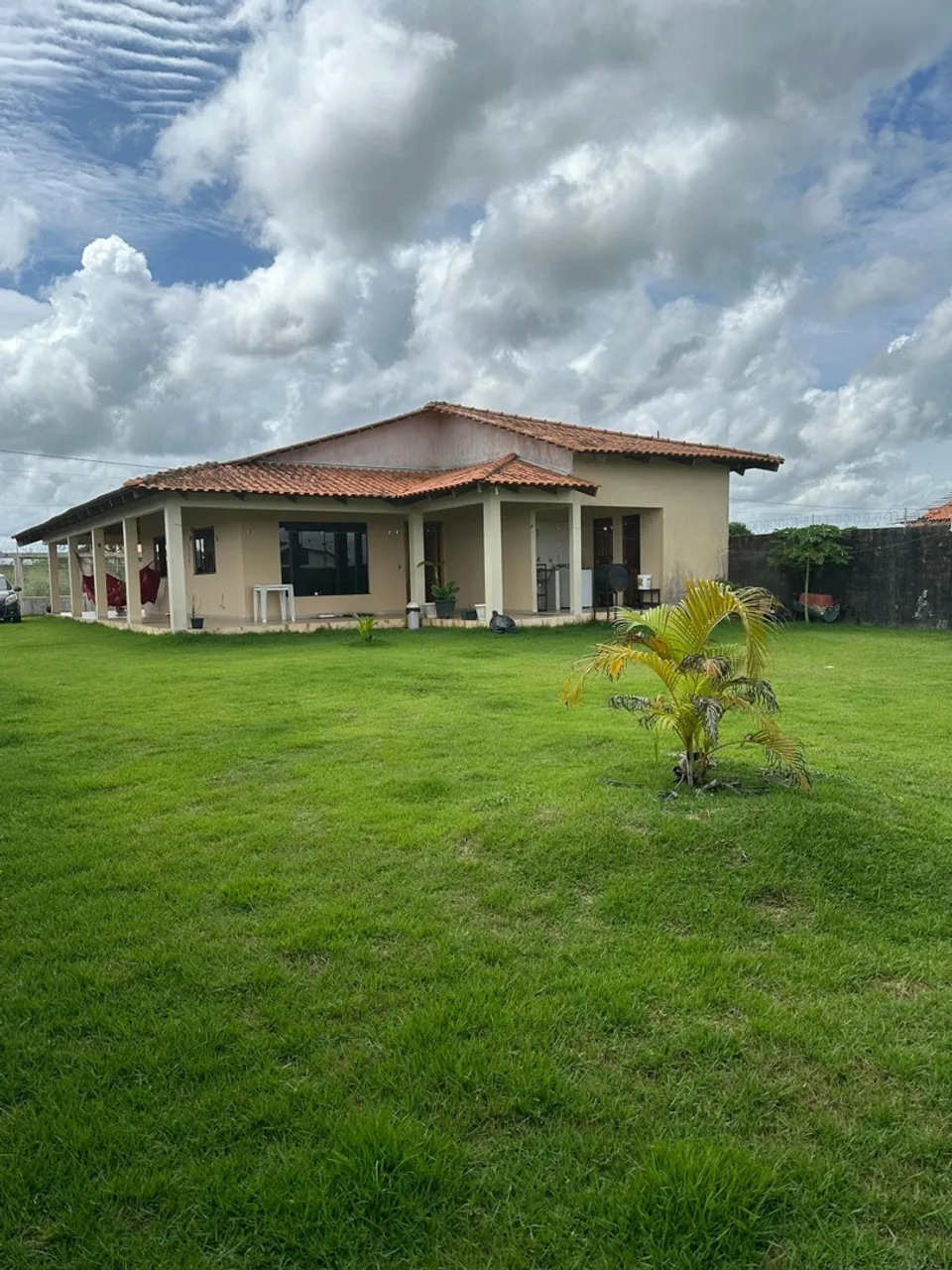 Casa grande- Loteamento Planalto, preço super baixo pra vender logo!!!!