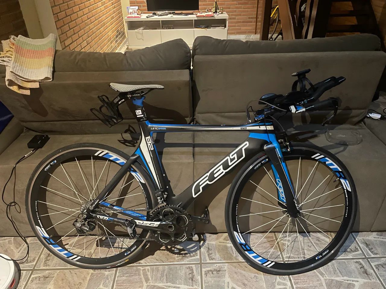 Bike de triathlon com câmbio ELETRÔNICO!!! - Foto 3