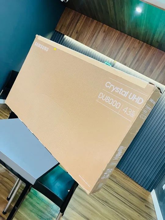 TV Samsung Crystal UHD 43 polegadas