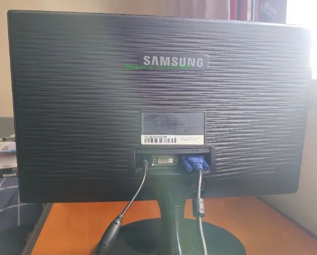 Monitor Samsung s19a300b COM DEFEITO (leia) - Foto 2