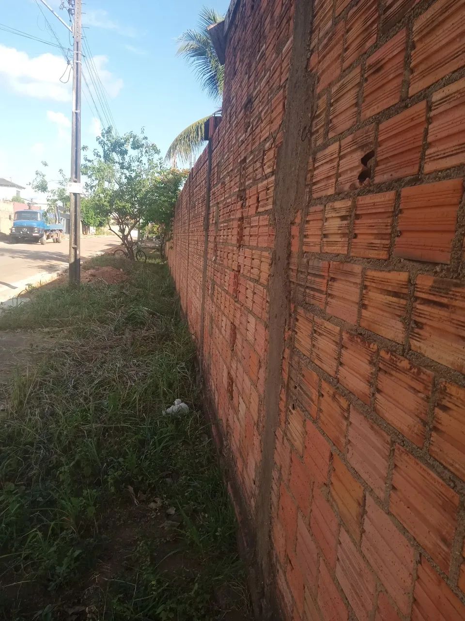 Terreno murado 30X10 - Foto 2