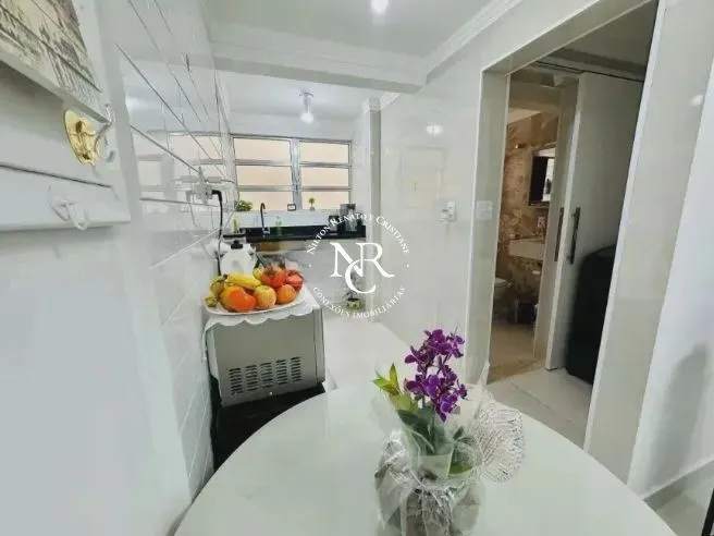 Sala living á venda com vaga de garagem na Ponta da Praia em Santos