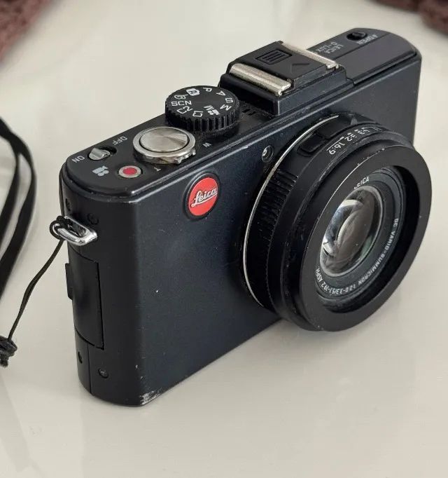 ライカ　D-LUX5　Leica ライカ D-LUX5にチタンの輝き｜Leica - Web Magazine OPENERS(ウェブ