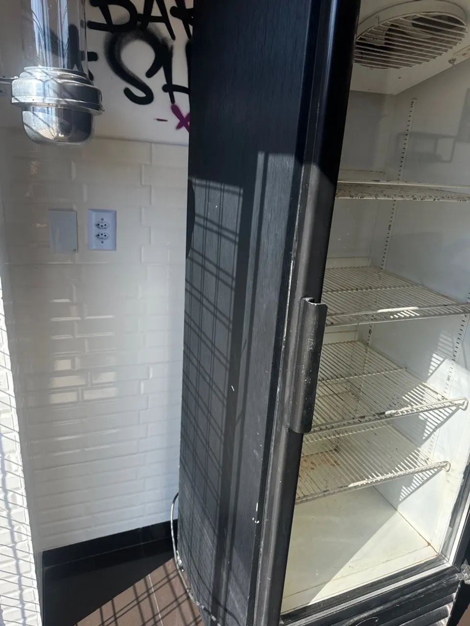 Cervejeira 220 - Foto 2