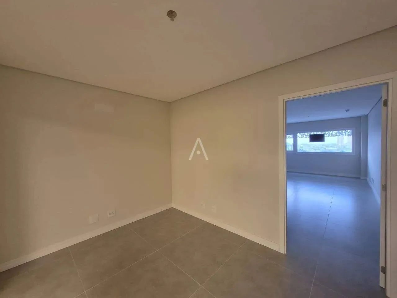 Sala para locação no centro de Cascavel Pr - Foto 2