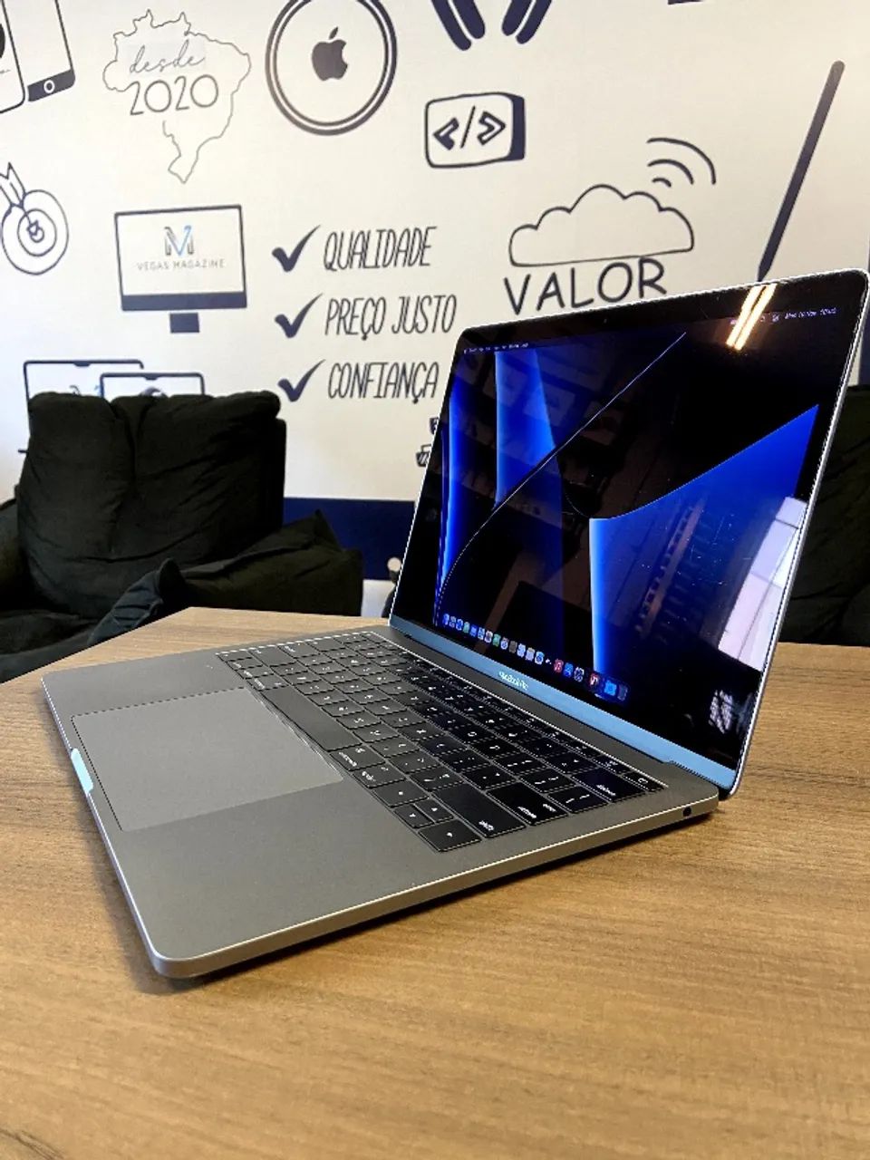 MacBook Pro 13 MacBook Pro 13