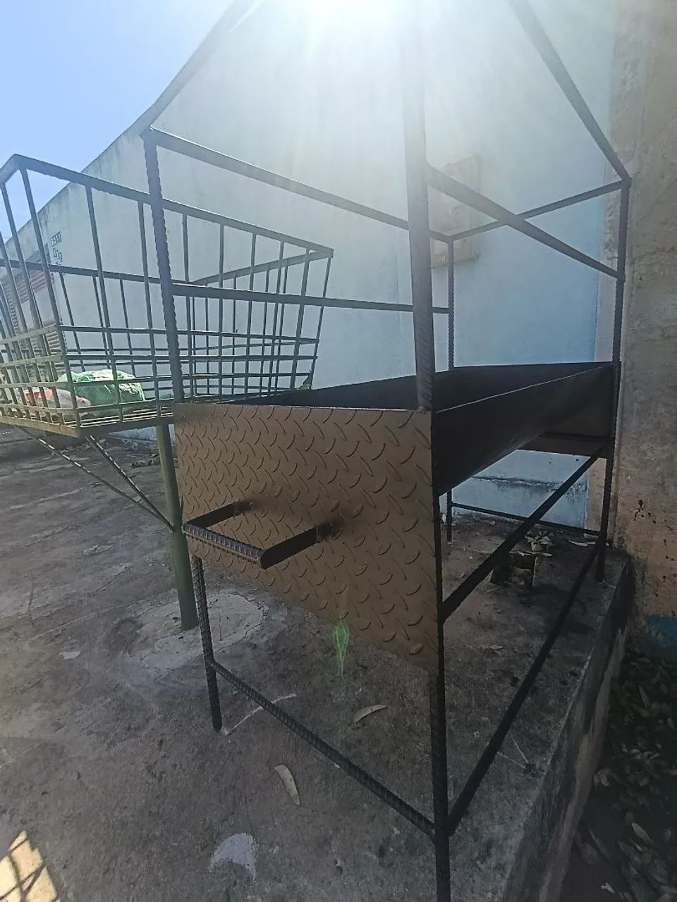 Churrasqueira para assar frango 