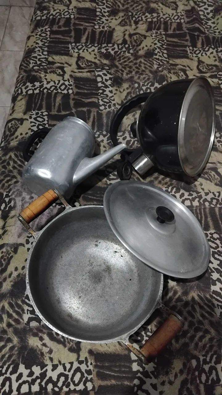 Panela e chaleiras - Foto 2