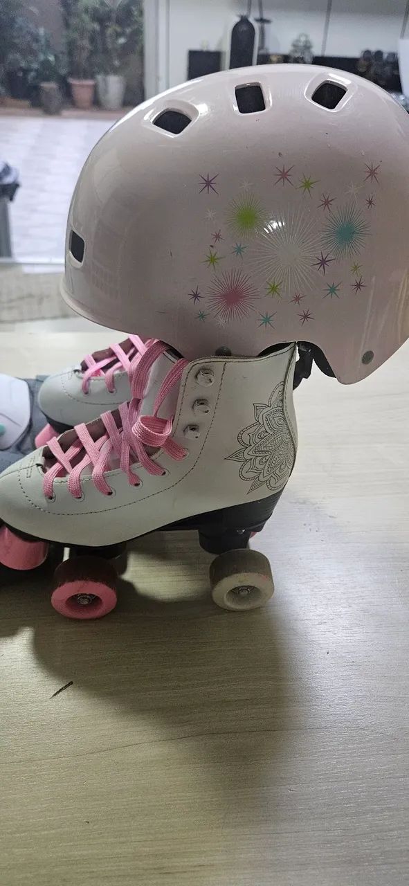 patins e kit de proteção  - Foto 2