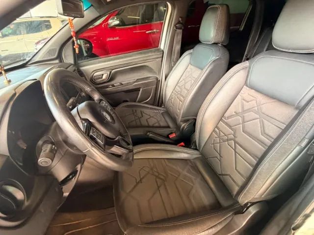 Fiat Strada Volcano 1.3 Flex 8V CD 2021 - Foto 4