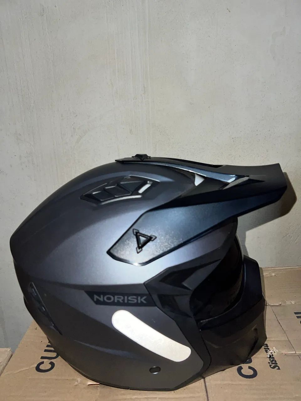 Capacete Norisk Darth 2 Mono - Foto 2