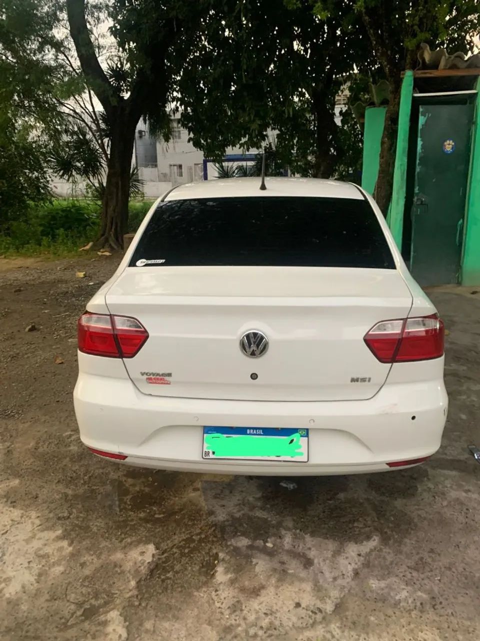 Volkswagen Voyage 2014