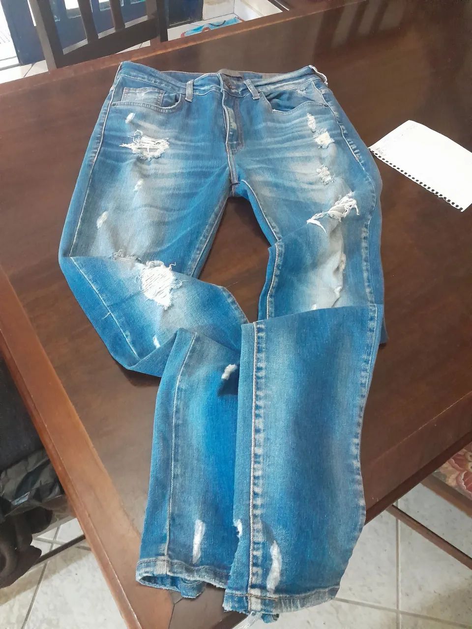 Calcas, bermudas e shorts.