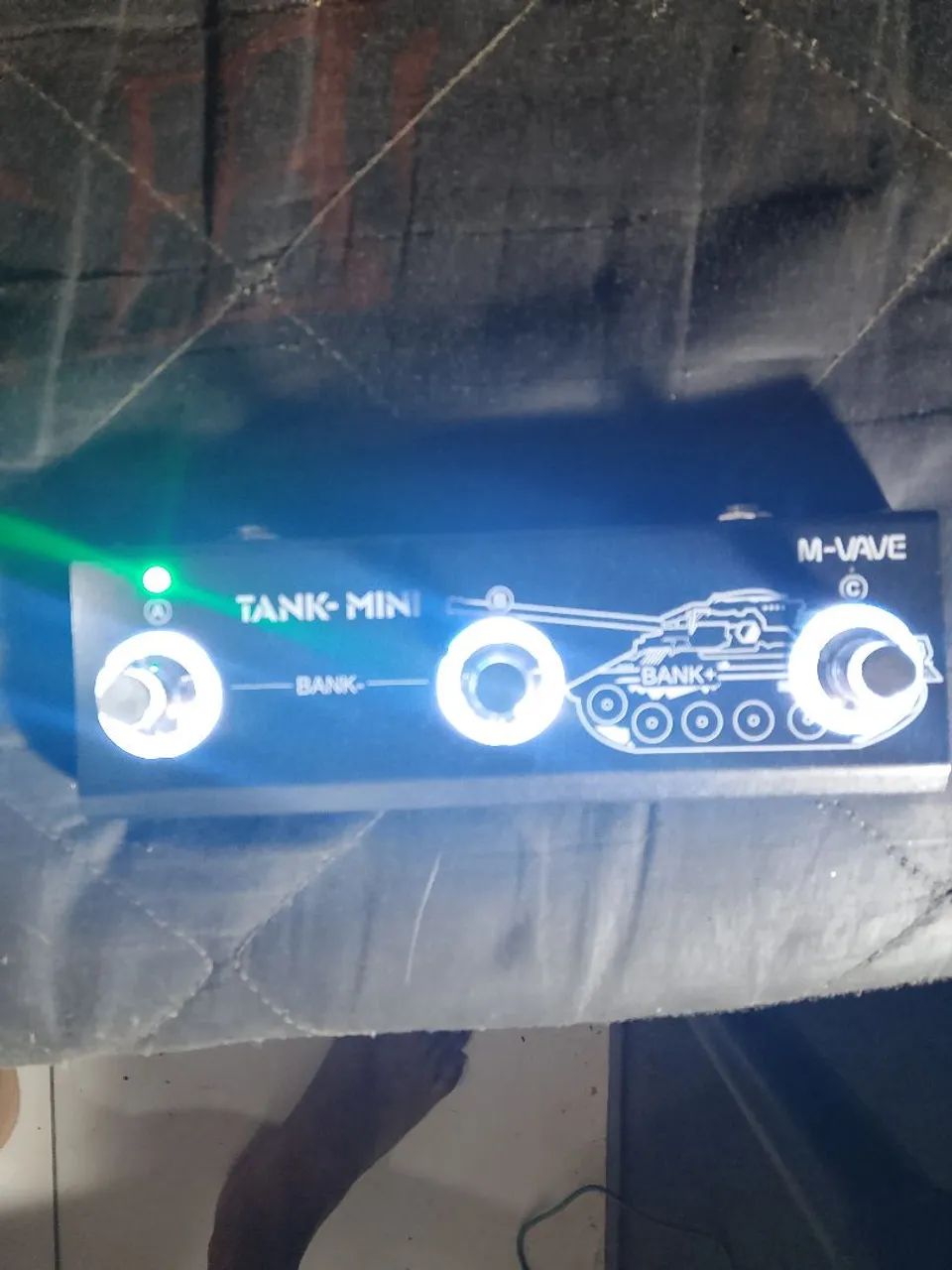 Pedaleira Tank mini, Guitarra e Baixo  - Foto 2