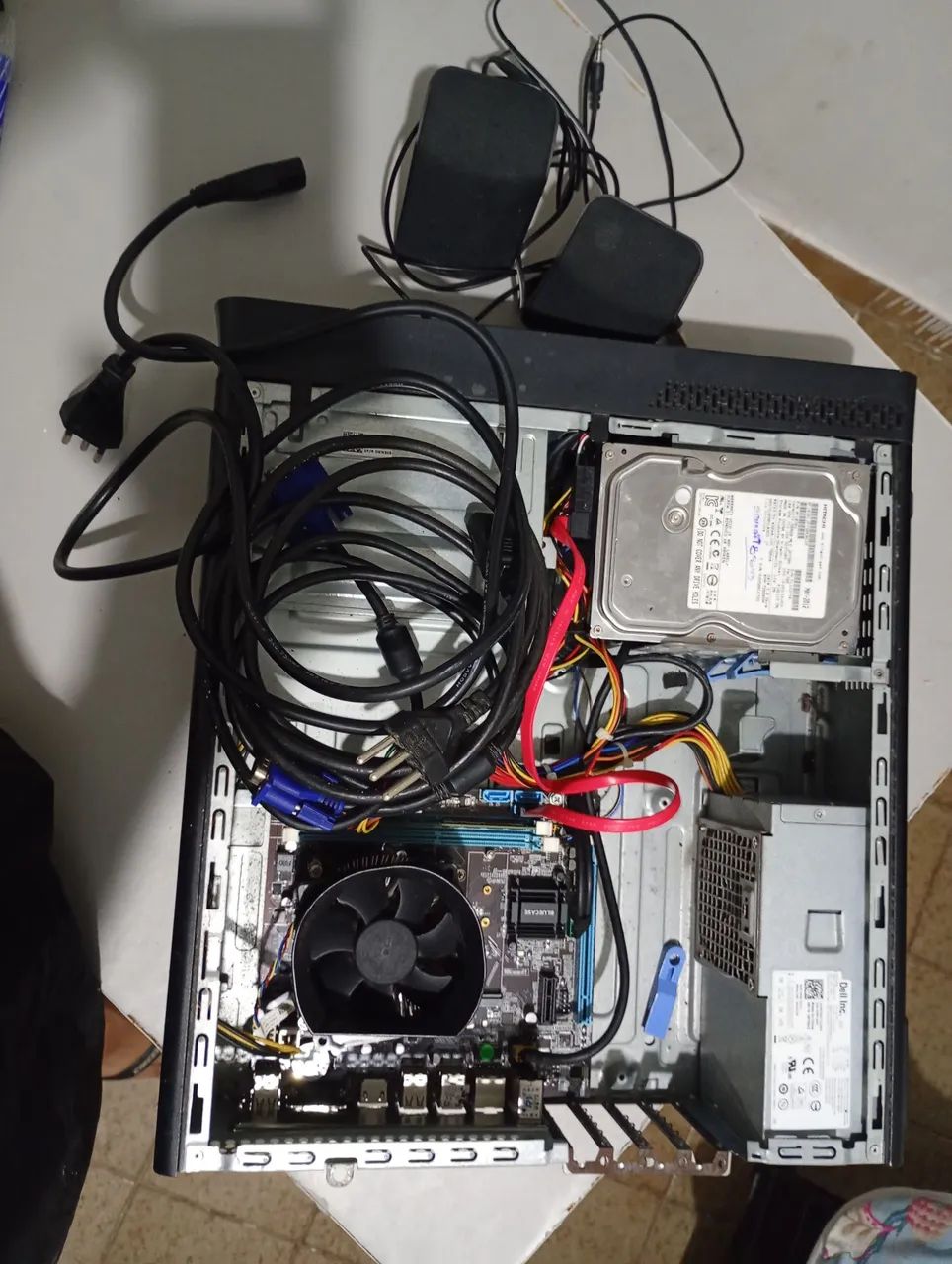 Peças de computador+ monitor e cabos - Foto 2
