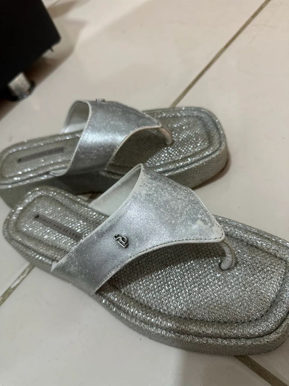 Sandalia plataforma sapatinho de luxo nova