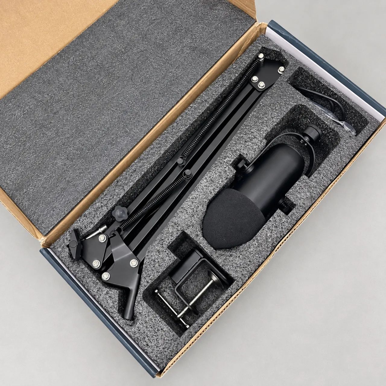 Microfone Haomuren Professional Studio ? R$ 280 - Foto 2