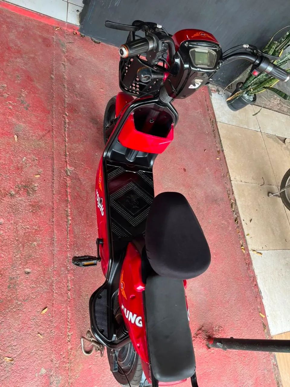 Bicicleta eléctrica aro 14 - Foto 3