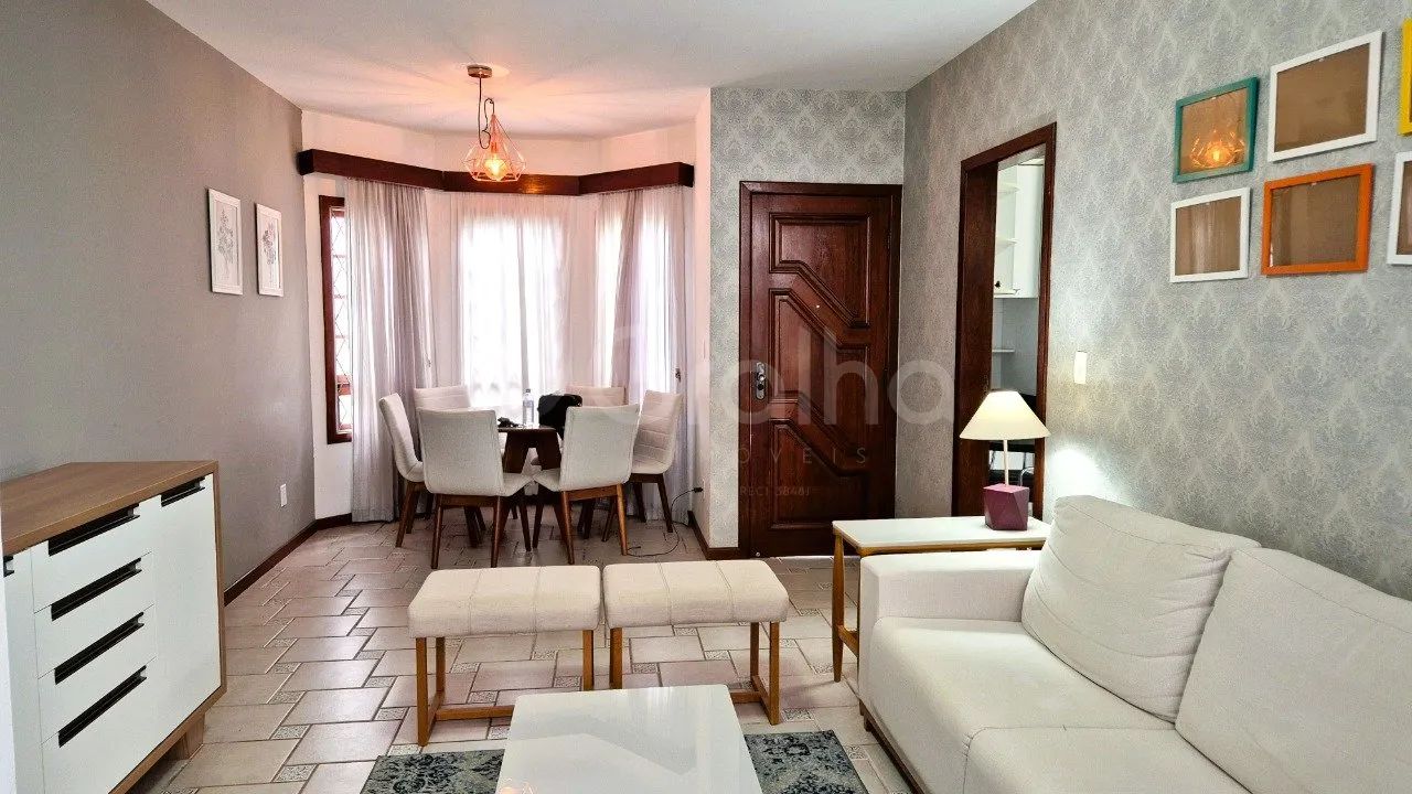 Casa Residencial de 130 m² com 3 quartos sendo 1 suíte no Carianos