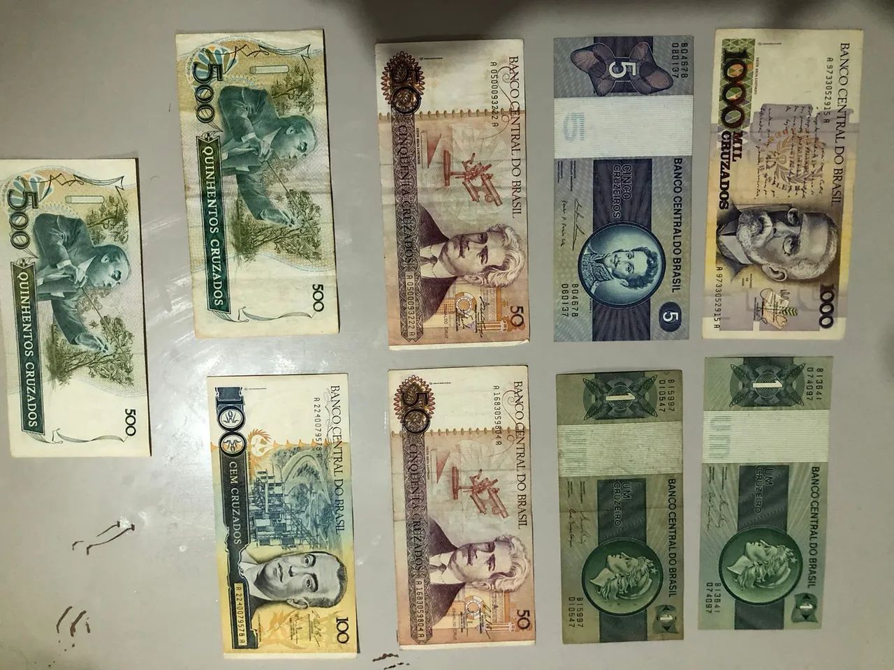 Cédulas e moedas antigas  - Foto 3