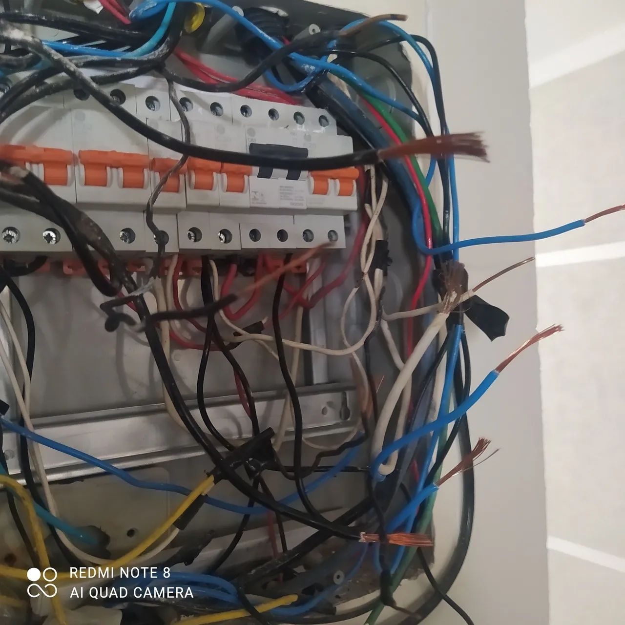 Eletricista residencial e comercial profissional: - Foto 5