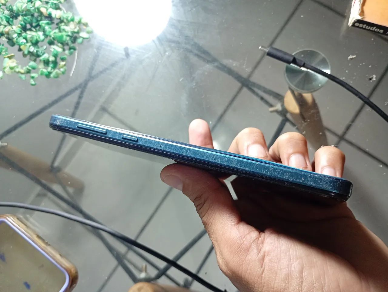 Celular moto e13 usado bateria cançada  - Foto 5