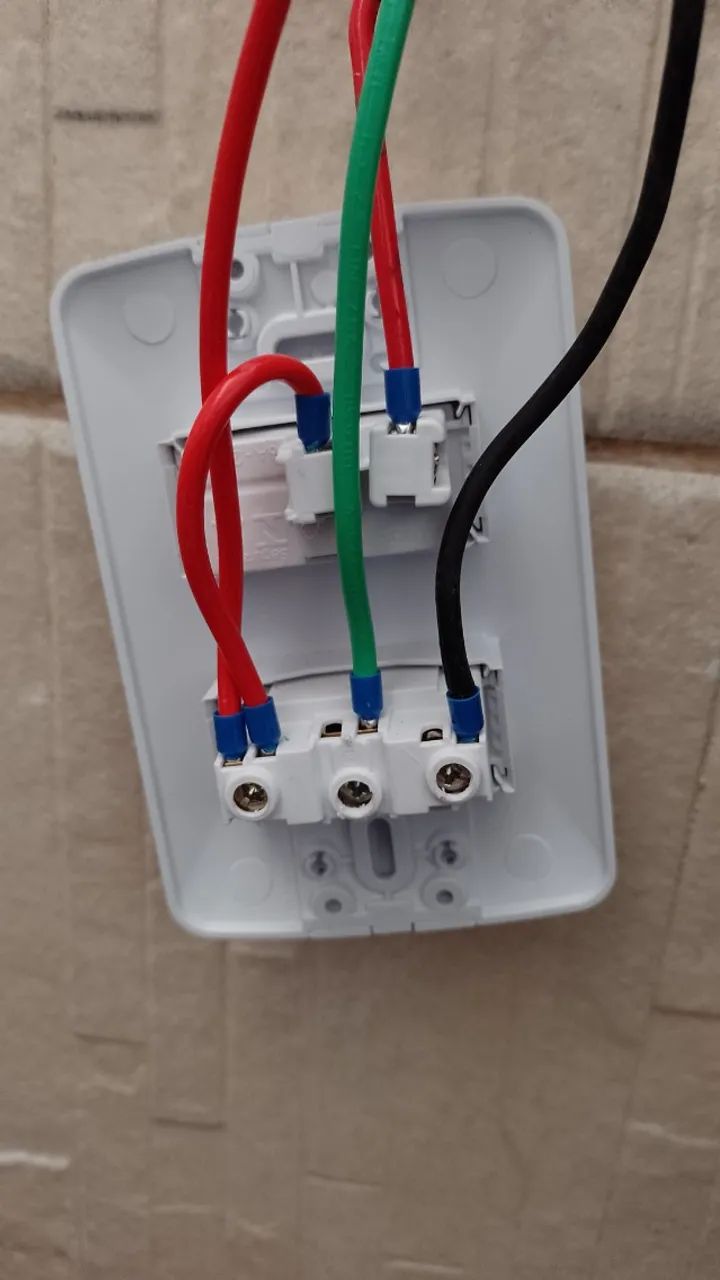 Serviços Elétricos Residencial,  Comercial e Predial