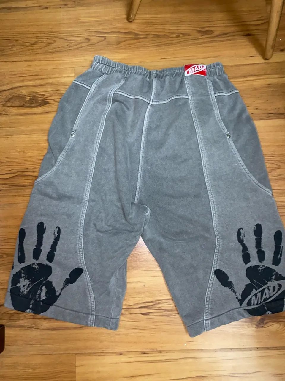 jorts mad enlatados cinza - Foto 3