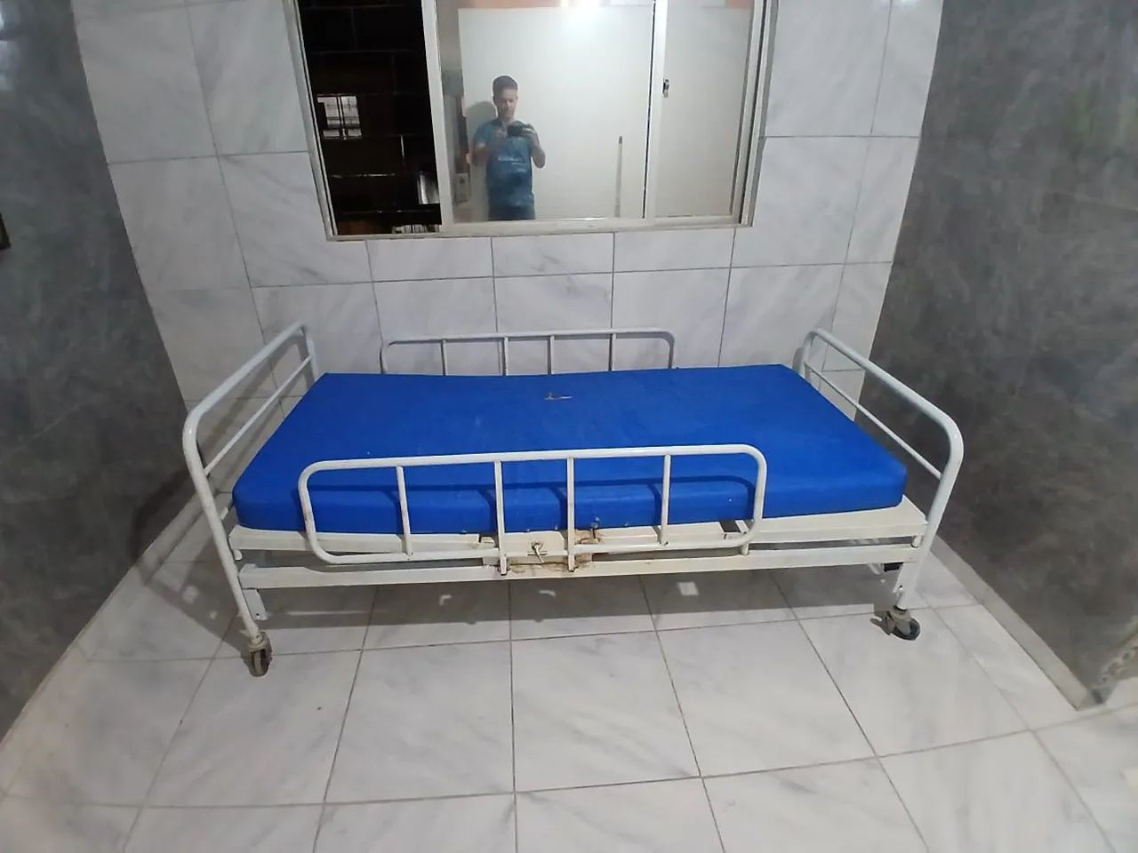 Cama hospitalar  - Foto 2