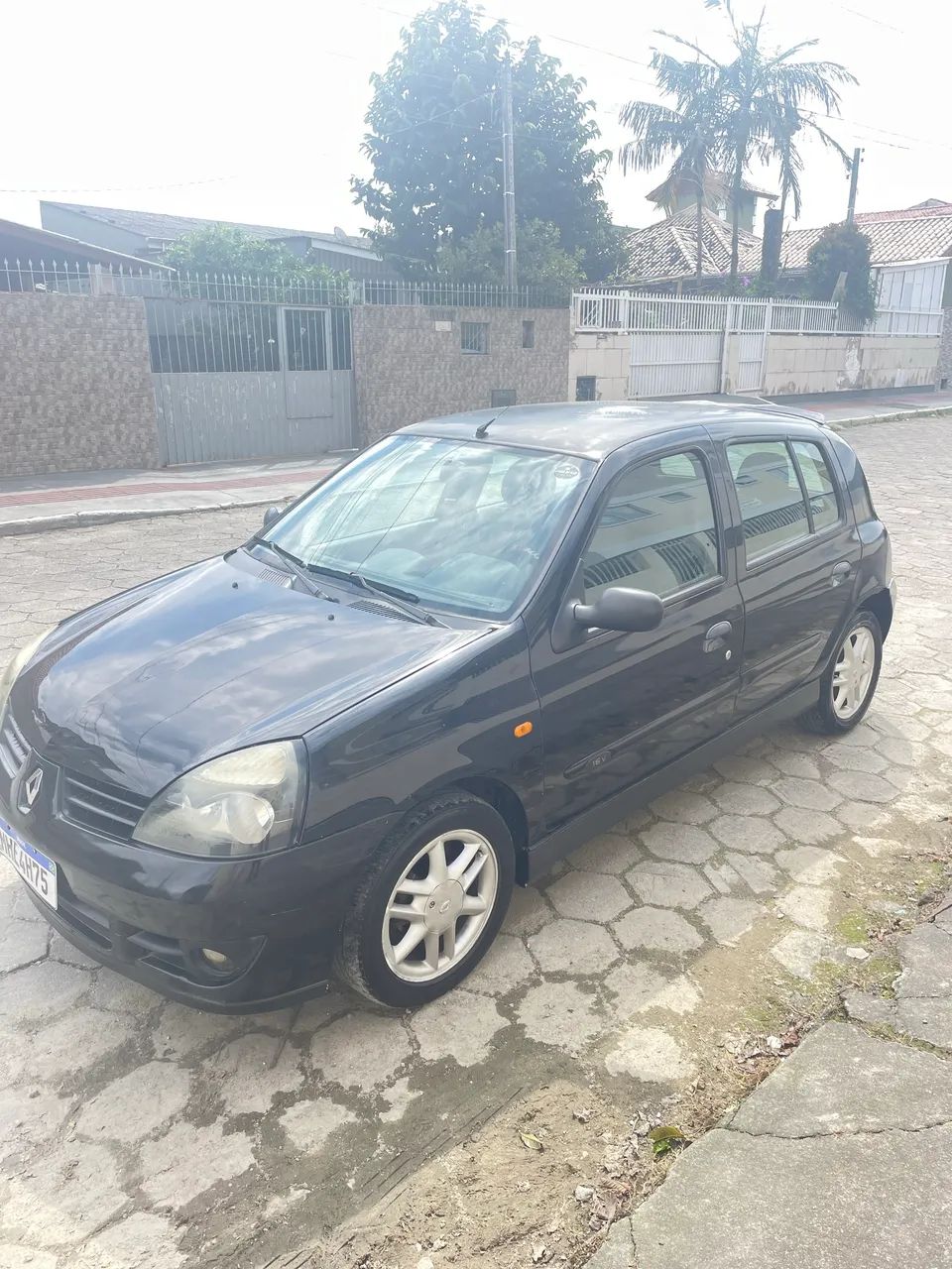 Renault Clio Campus Hi-flex 1.0 16V 5P 2009 - Foto 4
