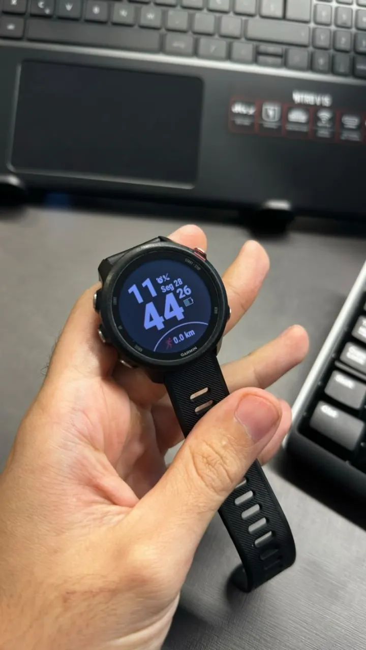 Relógio Garmin Forerunner 245 Music