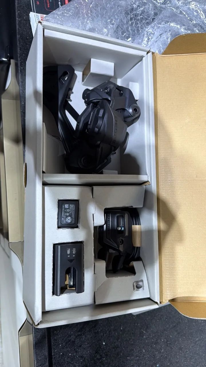 Câmbio Deore Di2 Eletrônico  - Foto 2