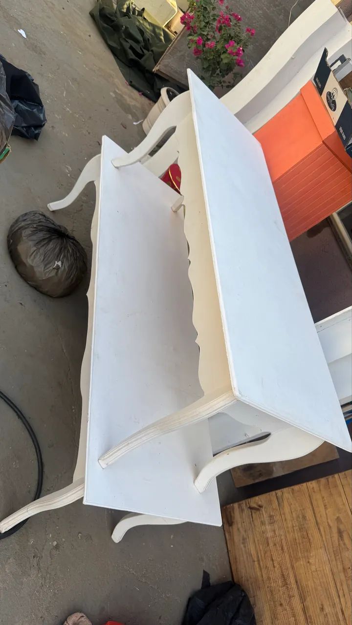 Mesinhas de madeira com MDF - Foto 2