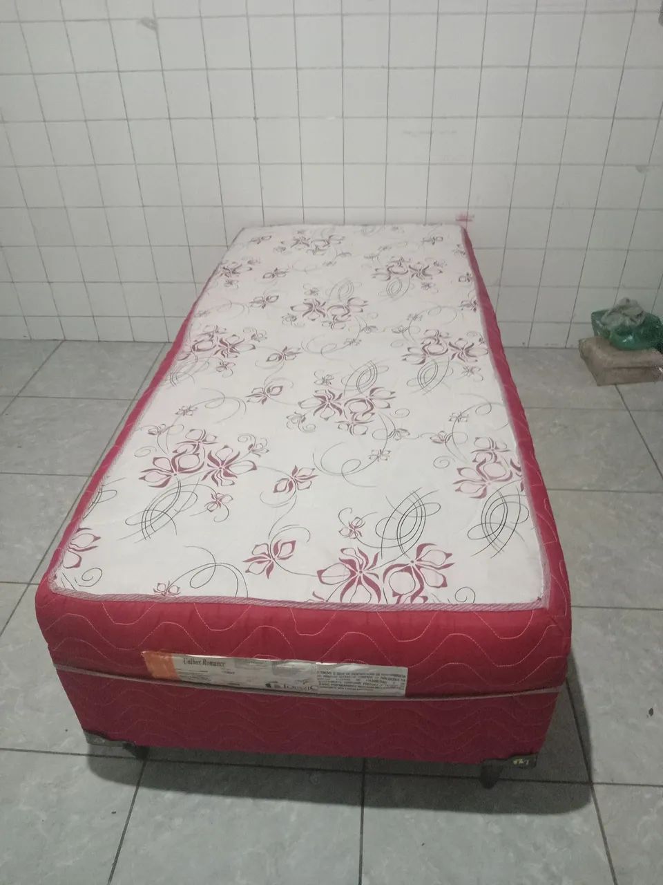 Cama box espuma solteiro 