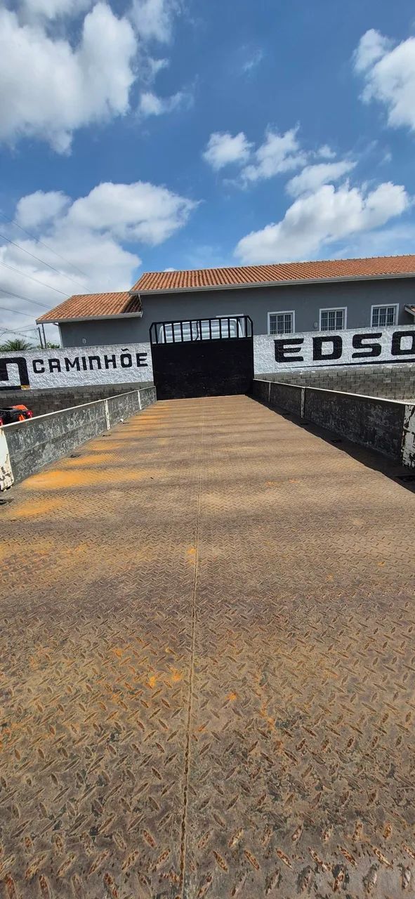 Carroceria de ferro assoalho de ferro 9.50 Bitruck  - Foto 6