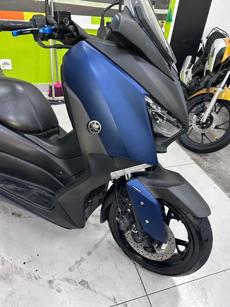 YAMAHA XMAX 250 CONNECTED ABS - Foto 3