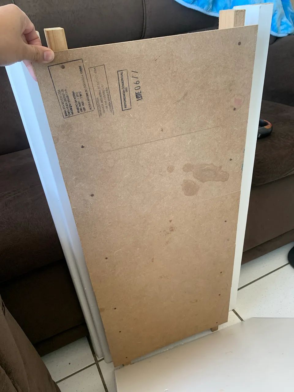 Estou doando Berço pequeno usado com avaria - Foto 3