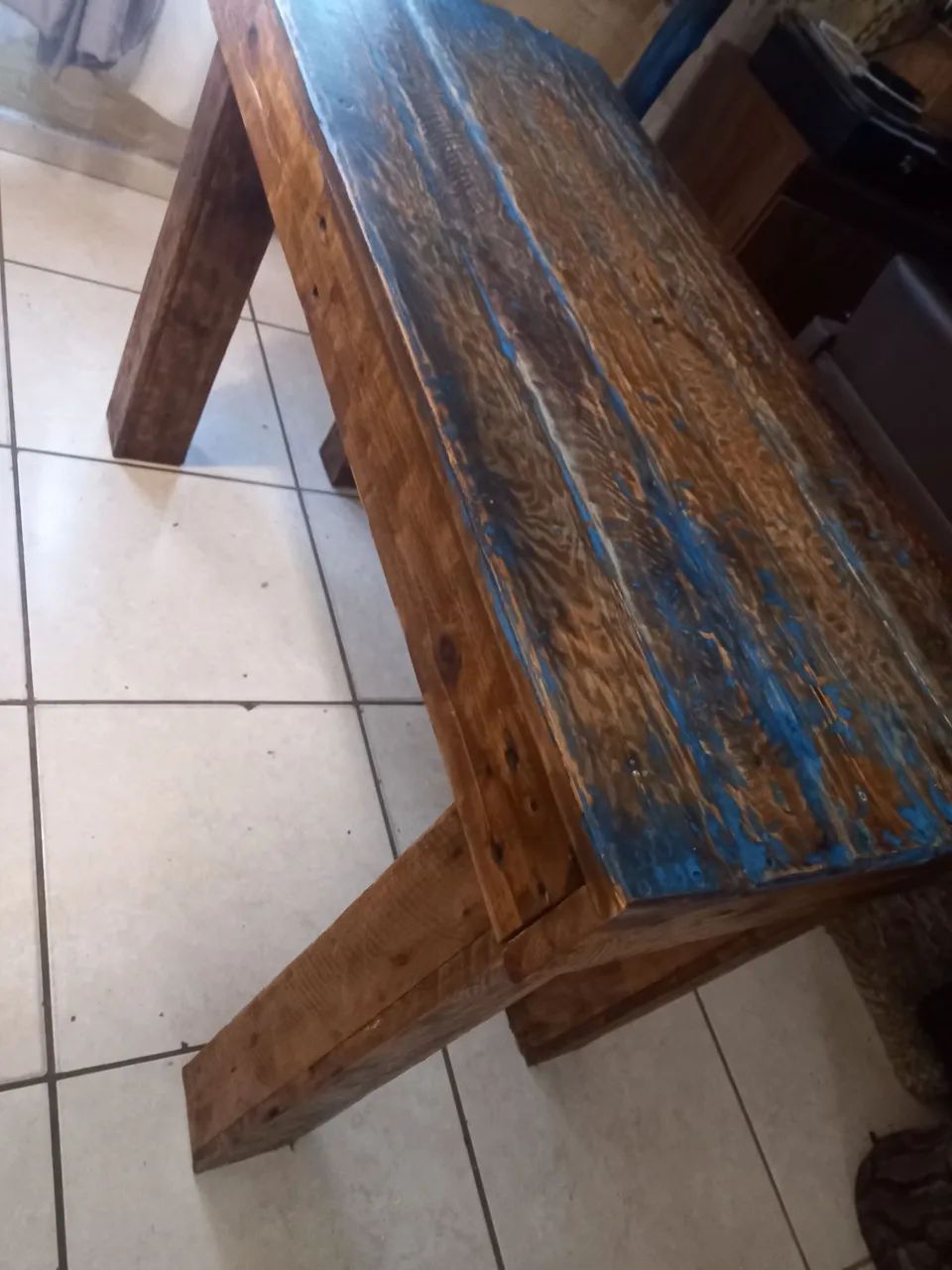 Mesa rústica artesanal