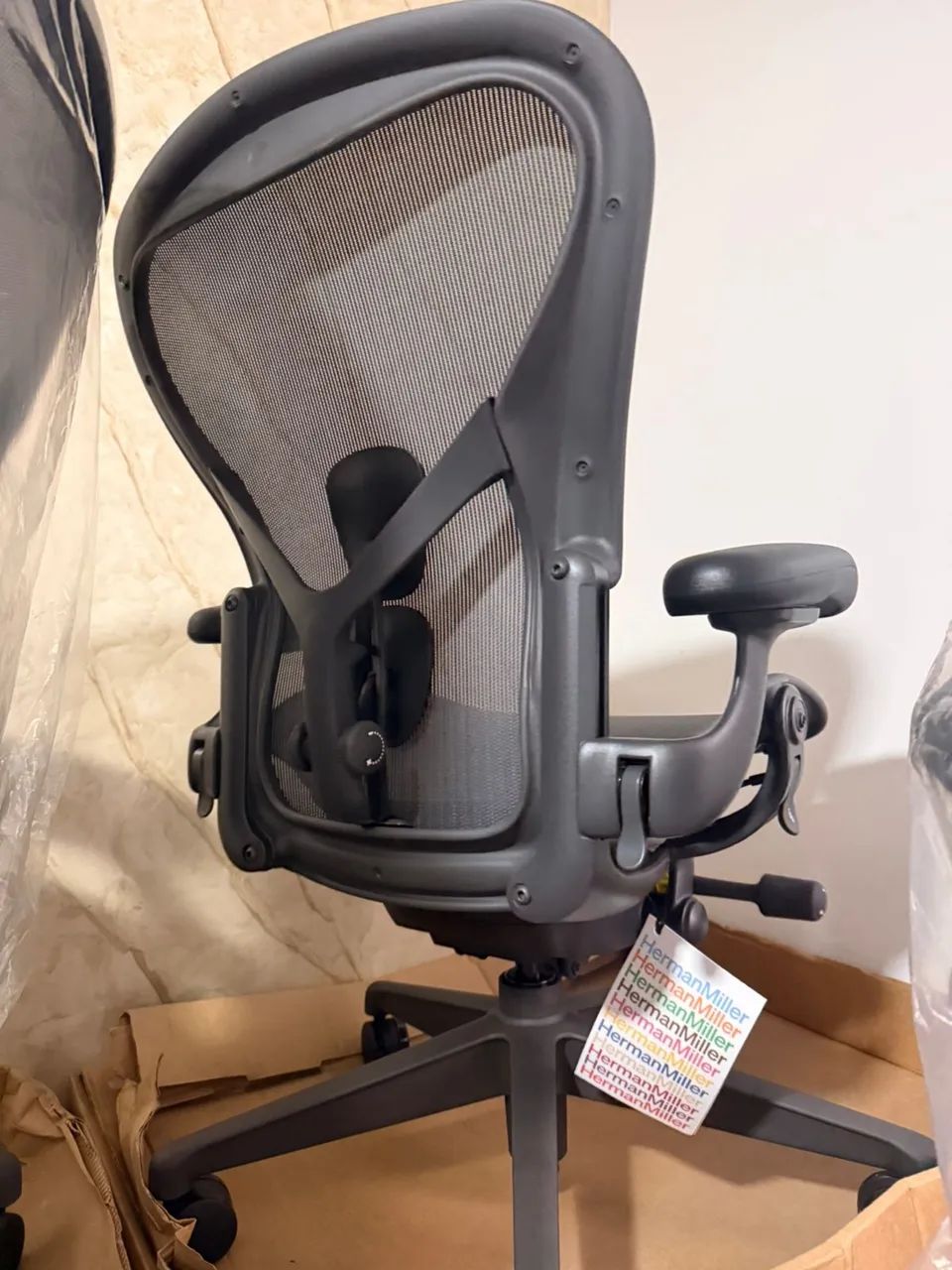 cadeira herman miller new aeron B completa  - Foto 3