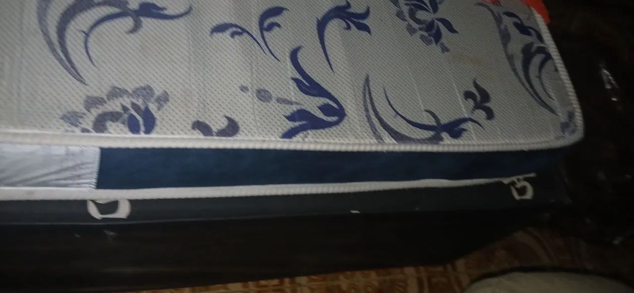 Fogão geladeira cama cômoda cômoda de roupa três puffs - Foto 5