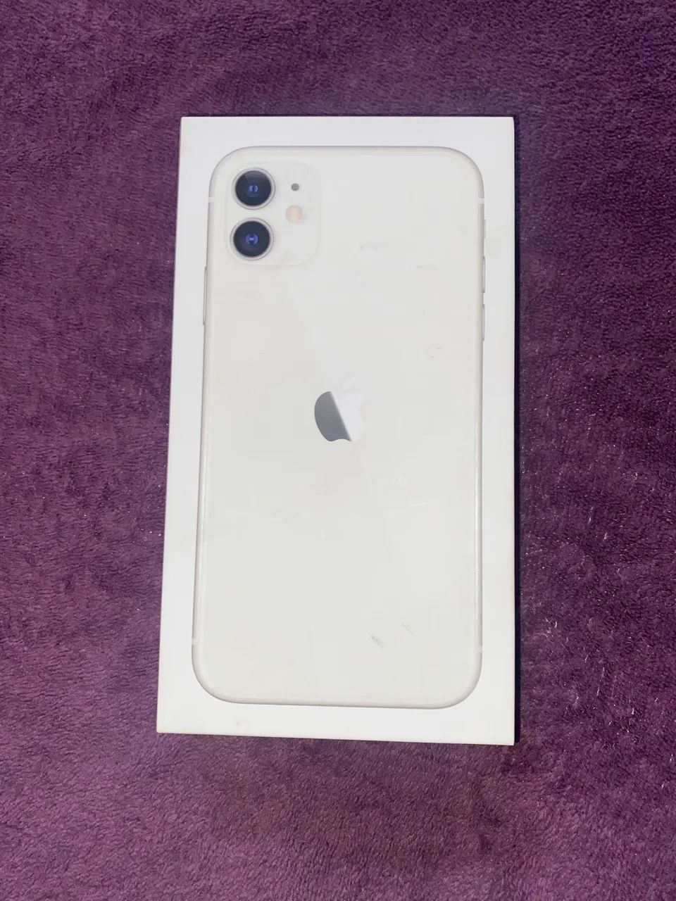iPhone 11 lindíssimo !! Sem nenhuma  avaria .  - Foto 2