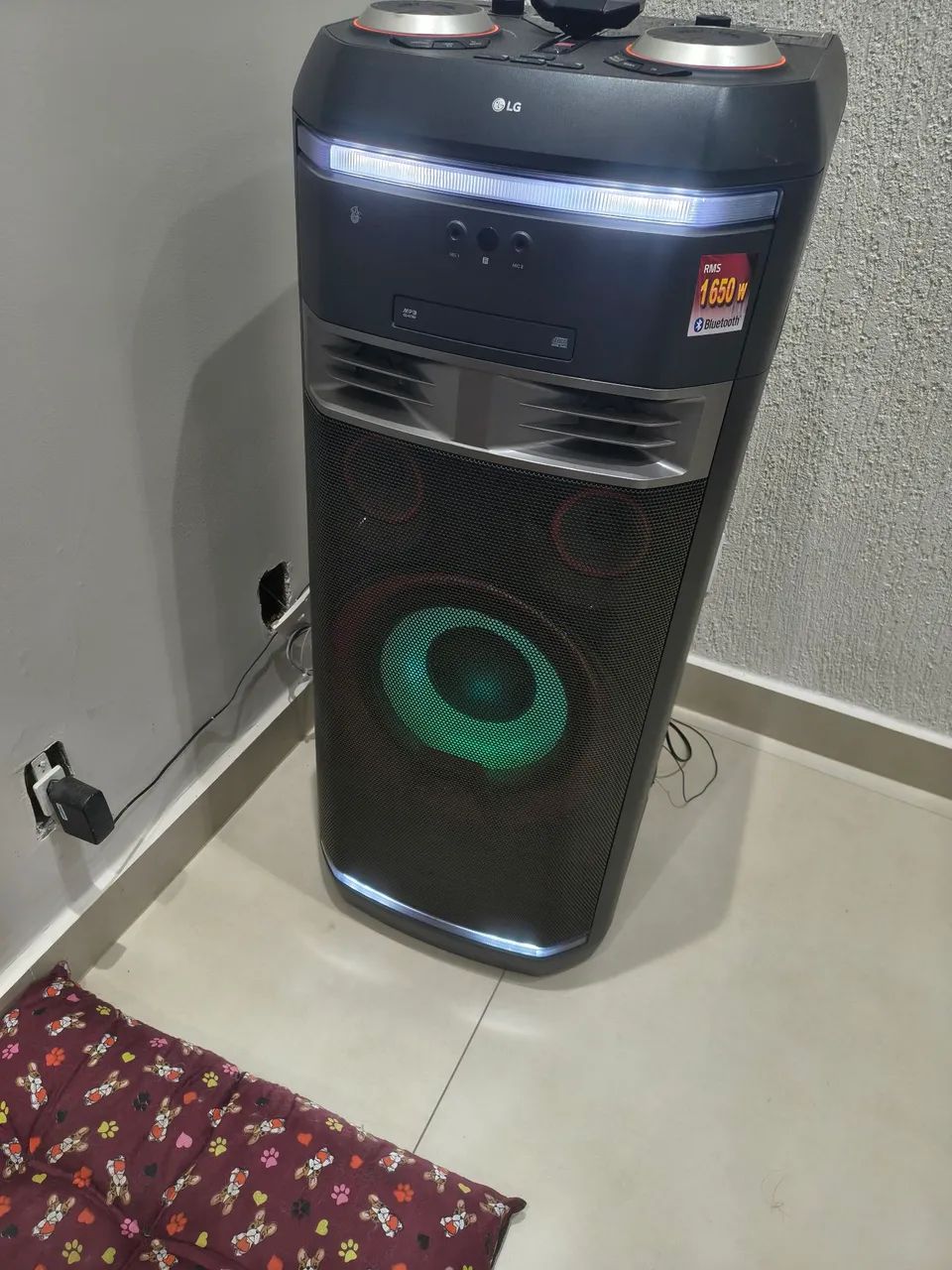 Caixa de som LG 