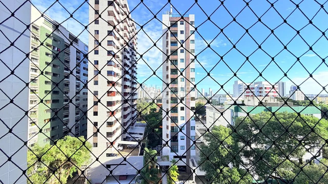 Apartamento de 72m² no Bairro do Espinheiro - Foto 2