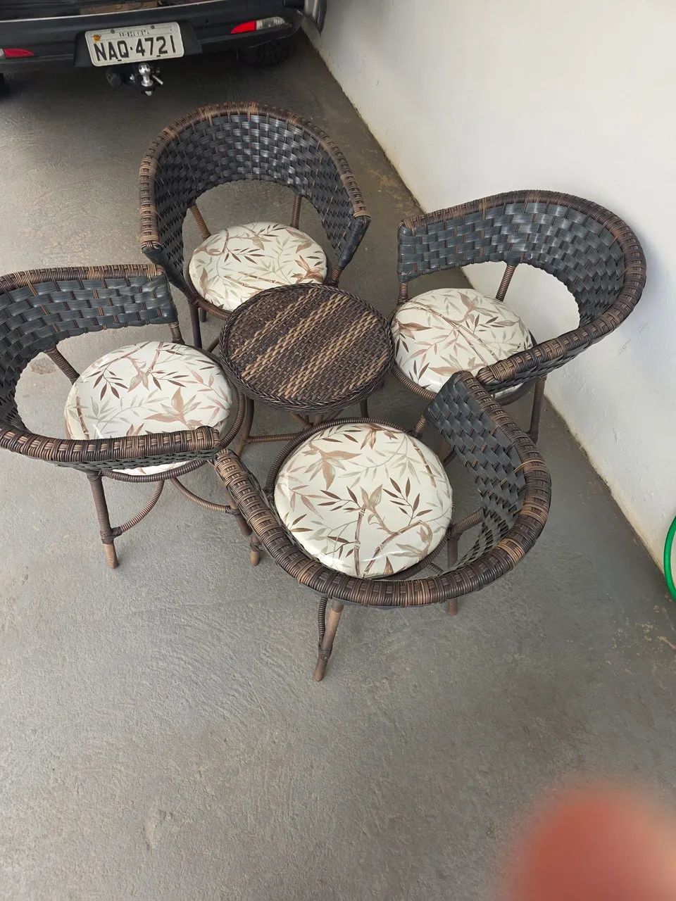Conjunto mesa e cadeiras - Foto 3