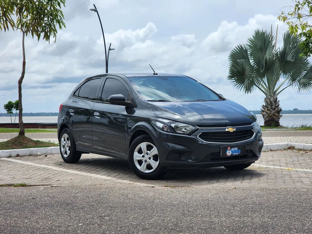 Chevrolet Onix ONIX HATCH LT 1.0 8V FlexPower 5p Mec. 2018